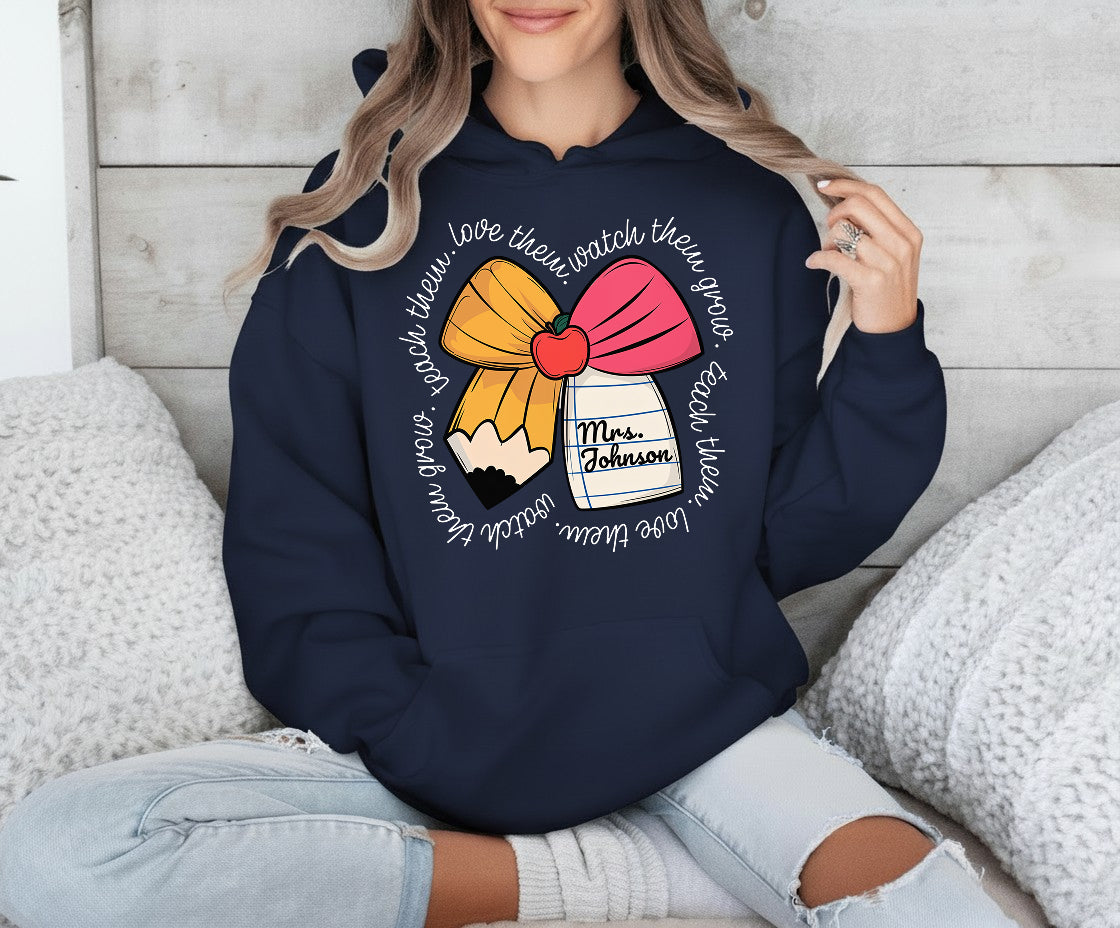 Custom Teacher Name Shirt, Personalized Teacher Appreciation Gift for Teacher Shirt Sweatshirt Hoodie, Back to School Tee, Christmas Teacher Shirt